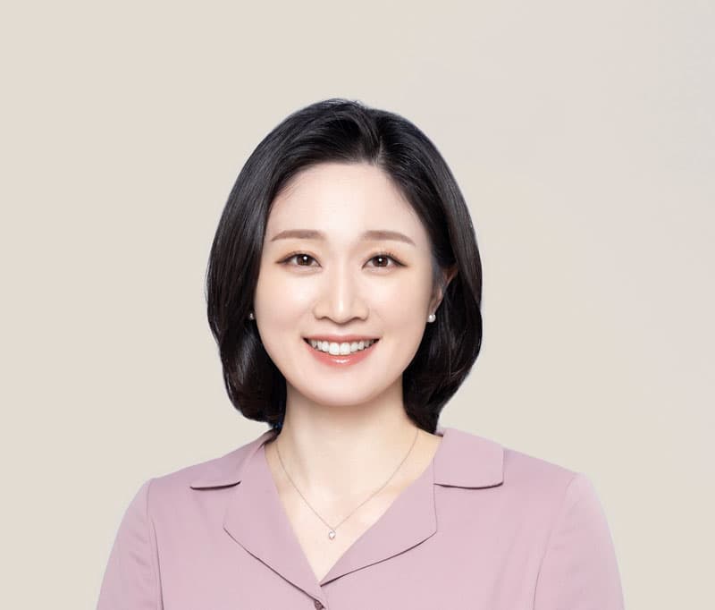 최은지